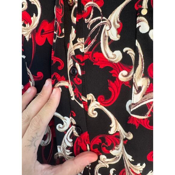 Dana Buchman Women’s Black, Red, Gold button down size XL NWT - Picture 3 of 6